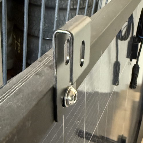 ZaunPV Flexx Montagepaket für 1 PV-Modul 10-20 Grad anwinkelbar